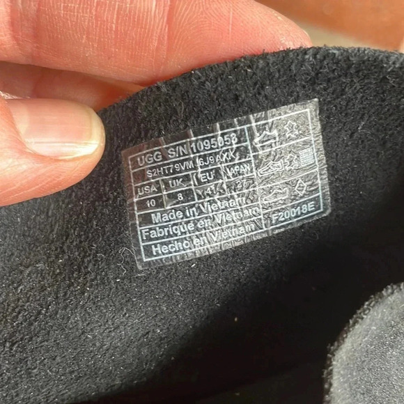 Black Ugg Bandara Suede Ankle Boot 10 - Picture 3 of 7